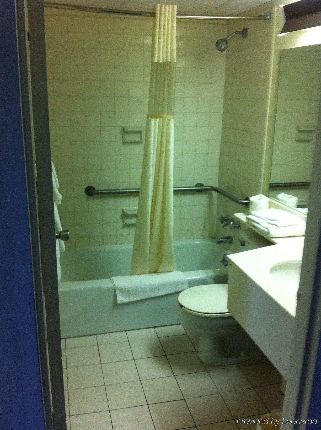 Days By Wyndham Motel 2*